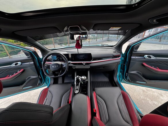 2023 Geely Coolray (Binyue Cool) I Рестайлинг, голубой, 1800000 рублей - вид 15