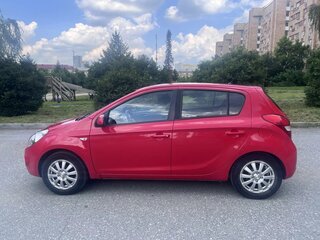 2010 Hyundai i20 I, красный, 550000 рублей, вид 4