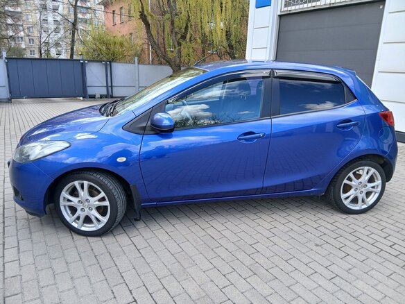 2008 Mazda 2 II (DE), синий, 630000 рублей - вид 3