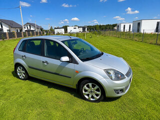 2006 Ford Fiesta Mk5, серебристый, 350000 рублей, вид 2