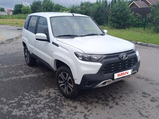 2024 Lada (ВАЗ) Niva Travel I, белый, 1270000 рублей, вид 2