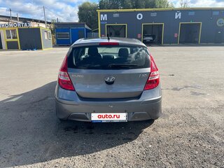 2011 Hyundai i30 I Рестайлинг, серый, 750000 рублей, вид 3