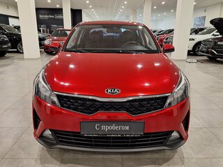 2020 Kia Rio IV Рестайлинг, красный, 1667000 рублей, вид 5