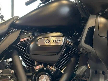2021 Harley-Davidson Road Glide Limited, чёрный, 3950000 рублей - вид 3