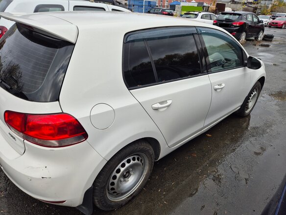 2011 Volkswagen Golf VI, белый, 387000 рублей - вид 7