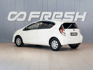 2017 Toyota Aqua I Рестайлинг, белый, 959000 рублей, вид 2