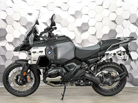 2025 BMW R 1300 GS Adventure, чёрный, 2899000 рублей, вид 4