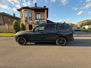 2024 BMW X7 40i I (G07) Рестайлинг, серый, 14500000 рублей, вид 4