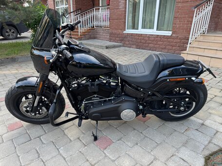 2021 Harley-Davidson Fat Bob, чёрный, 2200000 рублей, вид 1