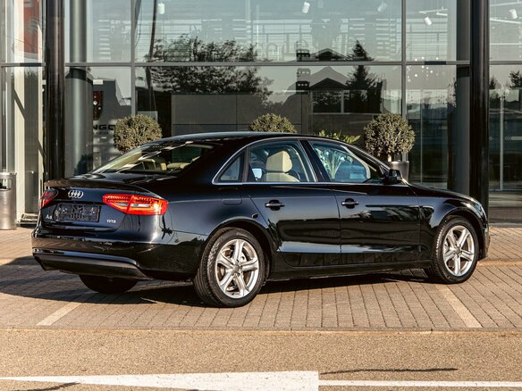 2015 Audi A4 IV (B8) Рестайлинг, чёрный, 1195000 рублей - вид 5