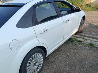 2009 Ford Focus II Рестайлинг, белый, 490000 рублей, вид 4