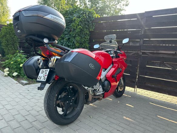 2002 Honda VFR 800, красный, 300000 рублей - вид 9