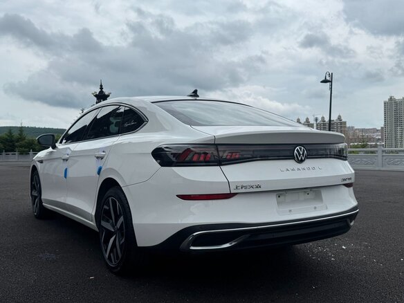 2023 Volkswagen Lamando L II, белый - вид 11