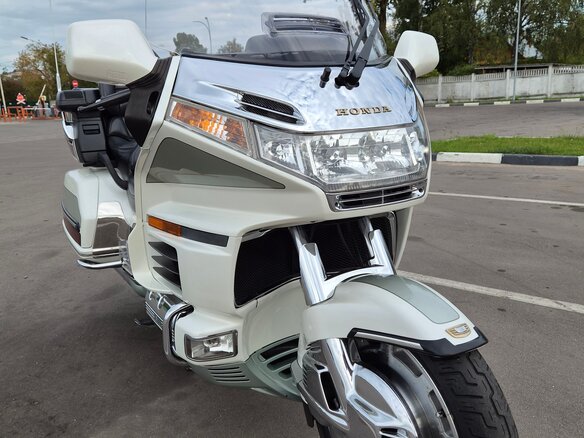1999 Honda GL 1500 Gold Wing, белый, 880000 рублей - вид 6