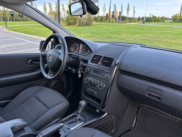 2009 Mercedes-Benz A-Класс 180 II (W169) Рестайлинг, пурпурный, 790000 рублей - вид 16