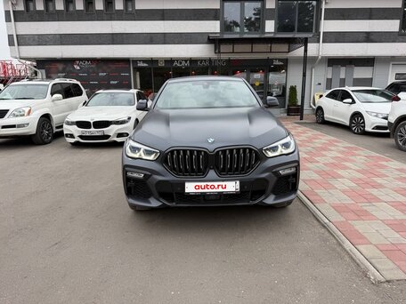 2021 BMW X6 40d III (G06), серый, 8550000 рублей, вид 1