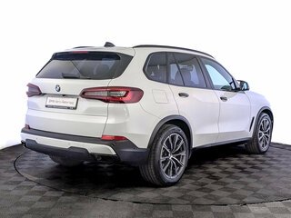 2021 BMW X5 40i IV (G05/G18), белый, 6480000 рублей, вид 5