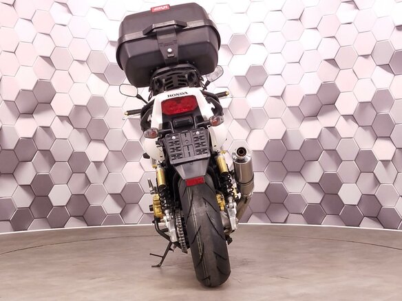 2011 Honda CB 1300, белый, 777000 рублей - вид 5