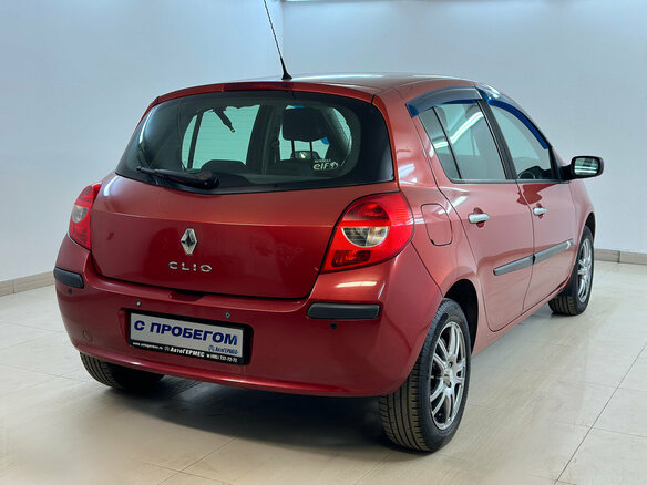 2007 Renault Clio III, красный, 649000 рублей - вид 3