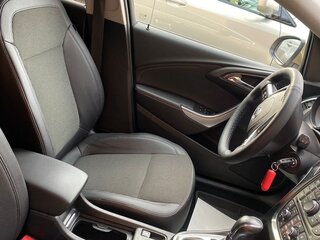 2012 Opel Astra J Рестайлинг, бежевый, 999000 рублей, вид 4