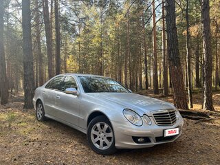 2006 Mercedes-Benz E-Класс 200 III (W211, S211) Рестайлинг, серебристый, 1299000 рублей, вид 1
