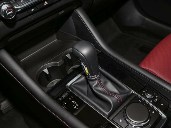 2025 Mazda 3 Axela IV (BP), серый, 3600000 рублей - вид 12