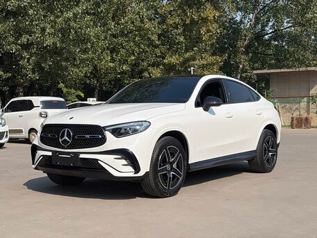 2024 Mercedes-Benz GLC Coupe 260 II (C254), белый, 6490000 рублей, вид 2