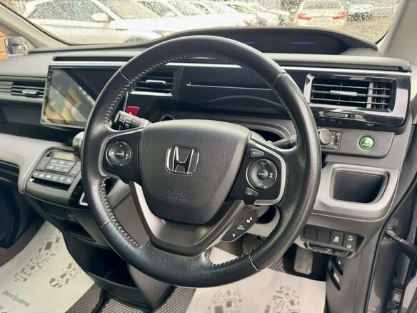 2015 Honda Stepwgn V, серый - вид 7