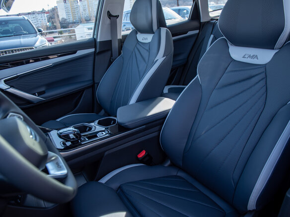 2025 Geely Atlas II, зелёный, 3970990 рублей - вид 37