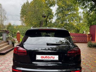 2016 Porsche Cayenne II Рестайлинг (958), чёрный, 3250000 рублей, вид 4
