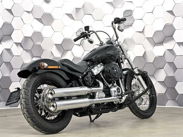 2021 Harley-Davidson Softail Standard, чёрный, 1599000 рублей - вид 6