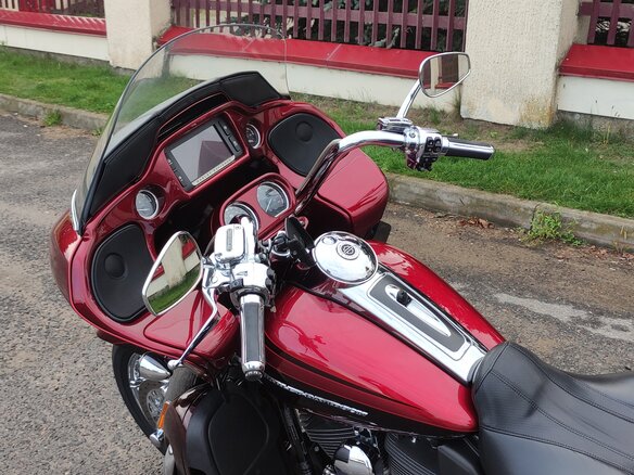 2015 Harley-Davidson CVO Road Glide, красный, 1690000 рублей - вид 19