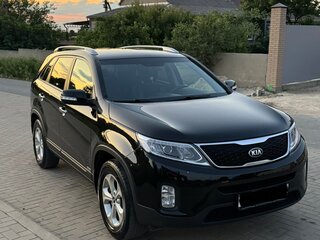 2015 Kia Sorento II Рестайлинг, чёрный, 2100000 рублей, вид 2