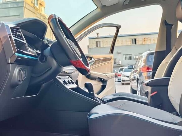 2023 Jetta VS5 I Рестайлинг, чёрный - вид 8