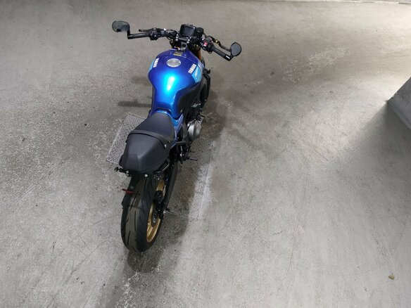 2022 Yamaha XSR900, синий, 1045000 рублей - вид 25