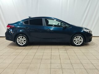 2019 Kia Cerato III Рестайлинг (Classic), синий, 1400000 рублей, вид 3