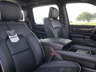 2026 Ram 1500 Crew Cab eTorque V Рестайлинг, чёрный, 11280000 рублей, вид 5