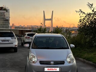 2012 Toyota Passo II (C30), серебристый, 648000 рублей, вид 2