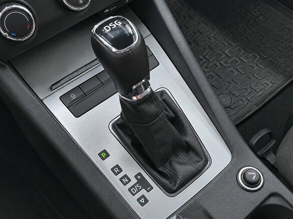 2014 Skoda Octavia III (A7), белый, 1469000 рублей - вид 13
