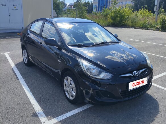 2013 Hyundai Solaris I, чёрный, 770000 рублей