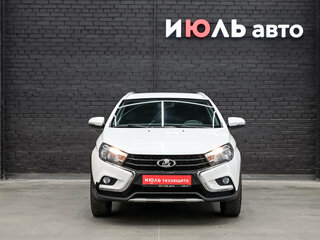 2019 Lada (ВАЗ) Vesta SW Cross I, белый, 1040000 рублей, вид 2
