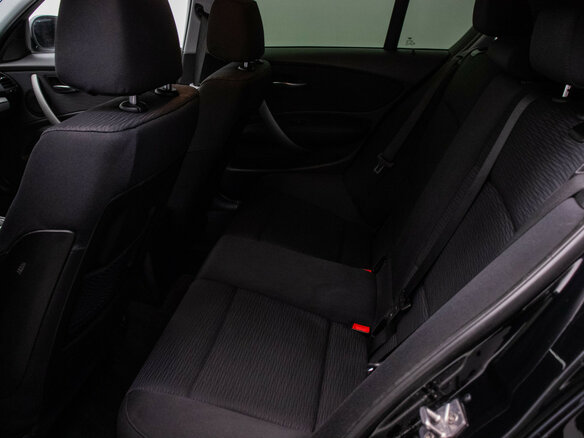 2011 BMW 1 серии 118i I (E81/E82/E87/E88) Рестайлинг, чёрный - вид 10