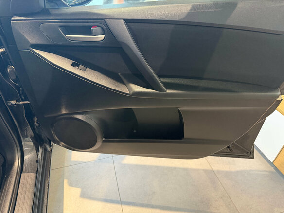 2010 Mazda 3 II (BL), чёрный, 800000 рублей - вид 12