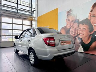 2019 Lada (ВАЗ) Granta I Рестайлинг, серебристый, 369000 рублей, вид 4