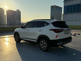 2020 Kia Seltos I, белый, 2400000 рублей, вид 5
