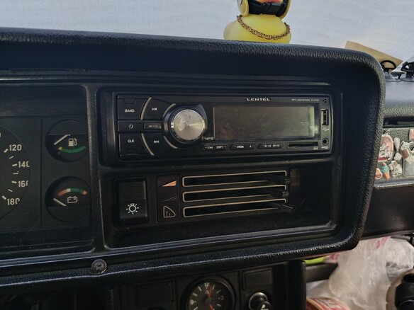2005 Lada (ВАЗ) 2107, белый - вид 9
