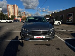 2020 Ford Fusion (North America) II Рестайлинг, серебристый, 1600000 рублей, вид 2