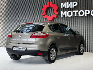 2011 Renault Megane III, бежевый, 699000 рублей, вид 4