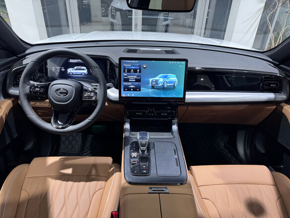 2025 GAC GS8 II, белый, 4949000 рублей - вид 16