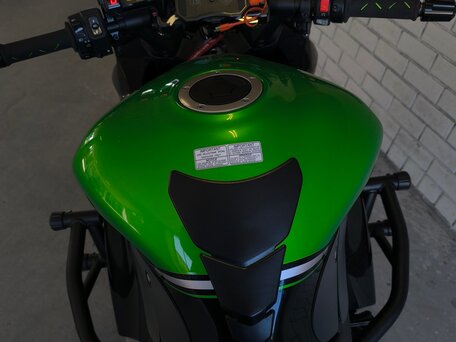 2016 Kawasaki Z 1000SX, зелёный, 925000 рублей, вид 3